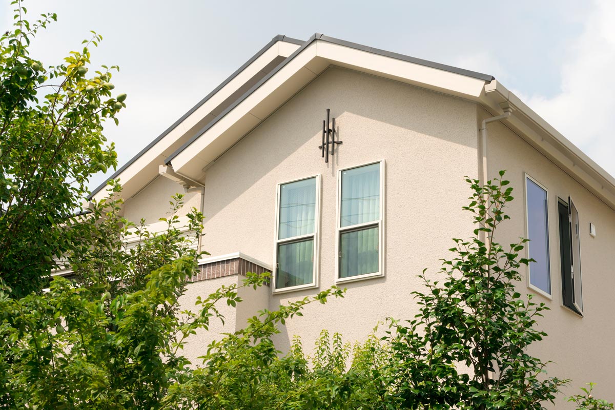 ー外壁塗装をDIYで挑戦しても大丈夫？メリット・注意点・基本手順をやさしく解説ー